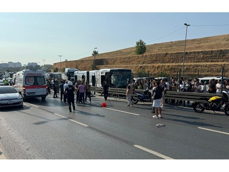 Küçükçekmece'deki metrobüs kazasıyla ilgili yeni gelişme! 5 kişi için tutuklama talebi 3