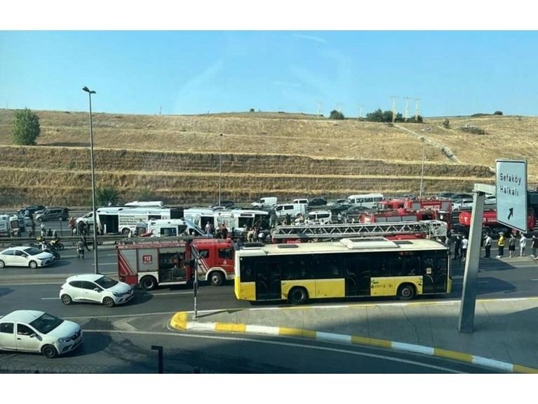 Küçükçekmece'deki metrobüs kazasıyla ilgili yeni gelişme! 5 kişi için tutuklama talebi 9