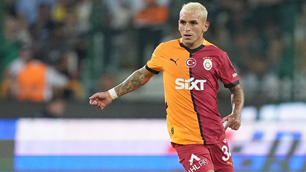 Galatasaray'ın Adana Demirspor maçı ilk 11'i belli oldu! Okan Buruk'tan herkesi şaşırtan Elias Jelert kararı: Ayrılıklar sonrası bir ilk yaşanacak 8