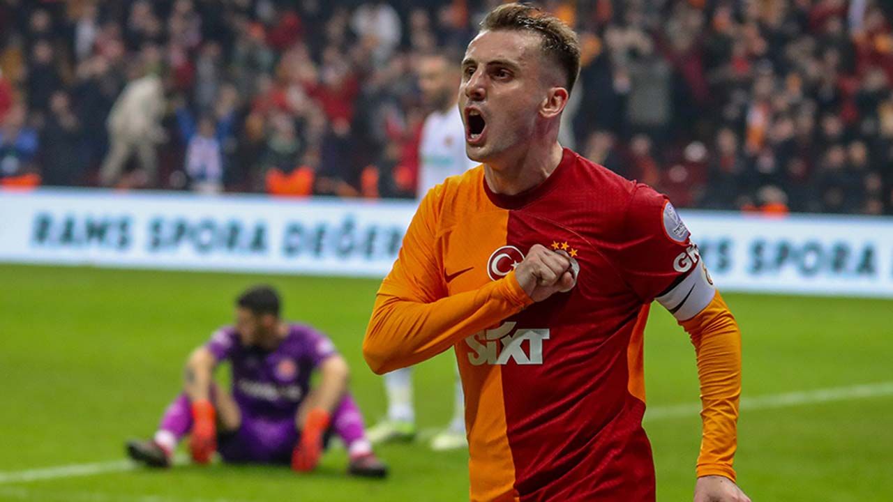 Galatasaray'da Milli ara öncesi şok eden haber Kerem Aktürkoğlu'ndan geldi! Adana Demirspor maçı sonrası bu sözlerle kulüpten ayrıldı 7