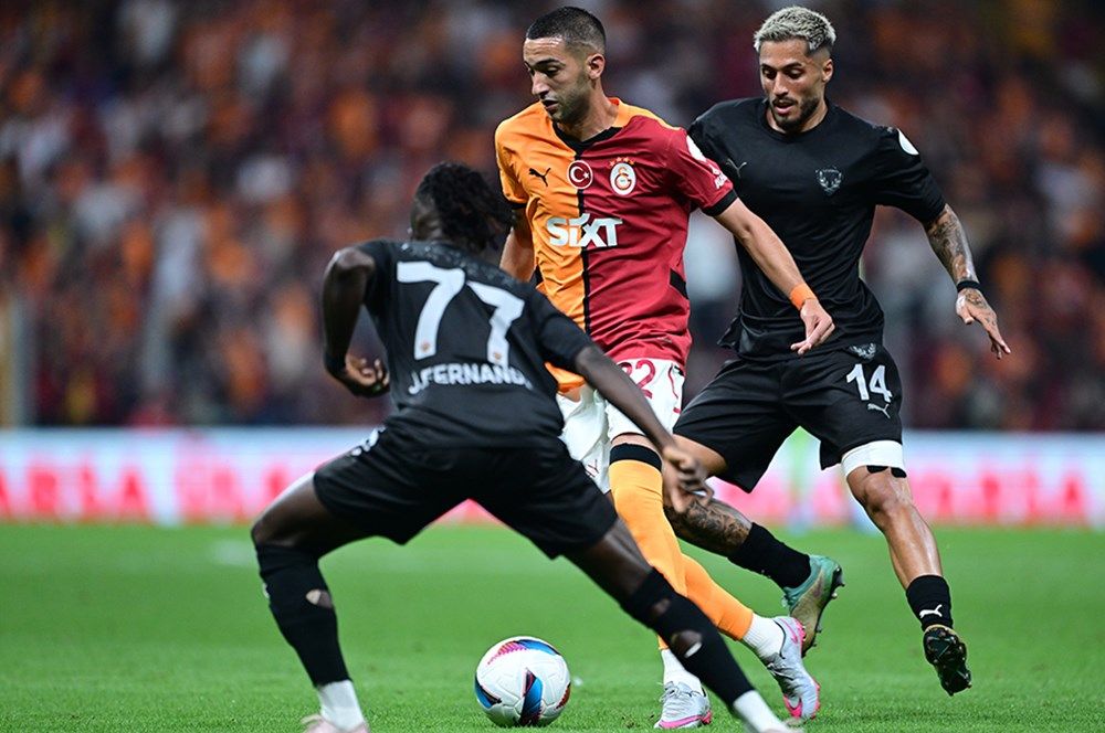 Galatasaray'da ayrılık yükleniyor: Hakim Ziyech'in yeni adresi netleşiyor! 1