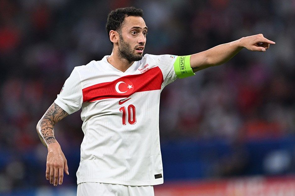 Türk futbolunun gurur gecesi: Resmen Ballon d'Or adayı oldu! İşte yılın en iyisi için aday futbolcular... 2