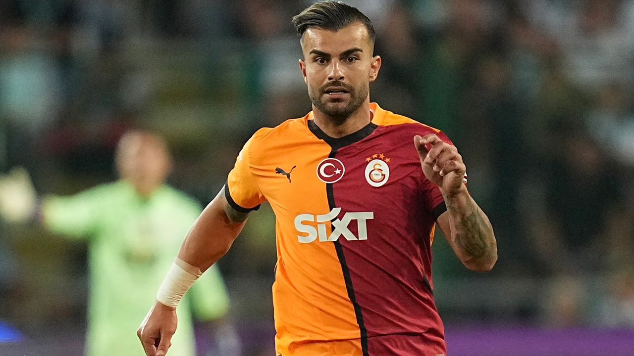 Galatasaray'da tüm sistem değişiyor! Okan Buruk kesin kararını verdi, üçlü sisteme dönüyor: İşte yeni Cimbom'un sahaya çıkacağı 11 14