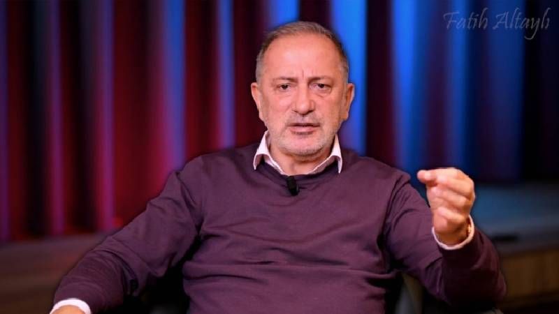 Galatasaray'daki tarihi toplantının şok eden detayları ortaya çıktı! Dursun Özbek ve yönetimi seçime çağırdılar: "Yönetim karaborsa olayının üstünü kapatmaya çalışıyor" 8
