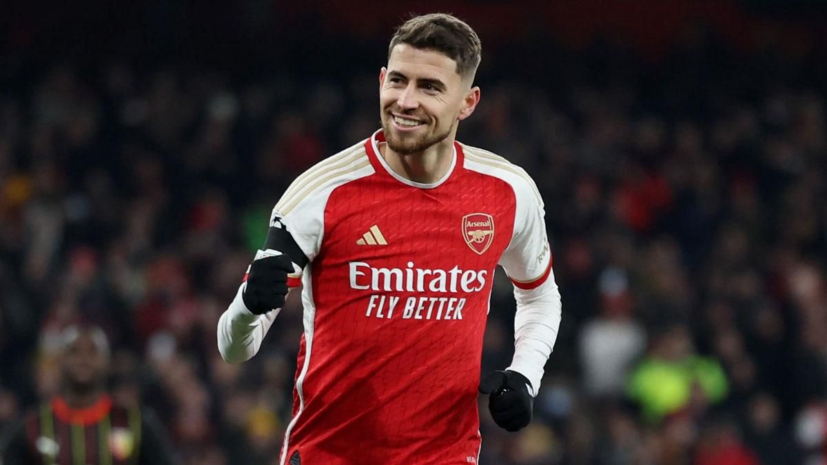 Dursun Özbek durdurulamıyor! Galatasaray’a bir dünya yıldızı daha geliyor: İngiliz basını transferi duyurdu! Aranan orta saha Arsenal’da bulundu 6