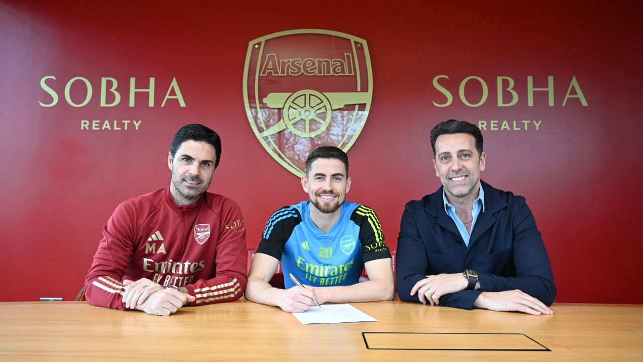 Dursun Özbek durdurulamıyor! Galatasaray’a bir dünya yıldızı daha geliyor: İngiliz basını transferi duyurdu! Aranan orta saha Arsenal’da bulundu 9