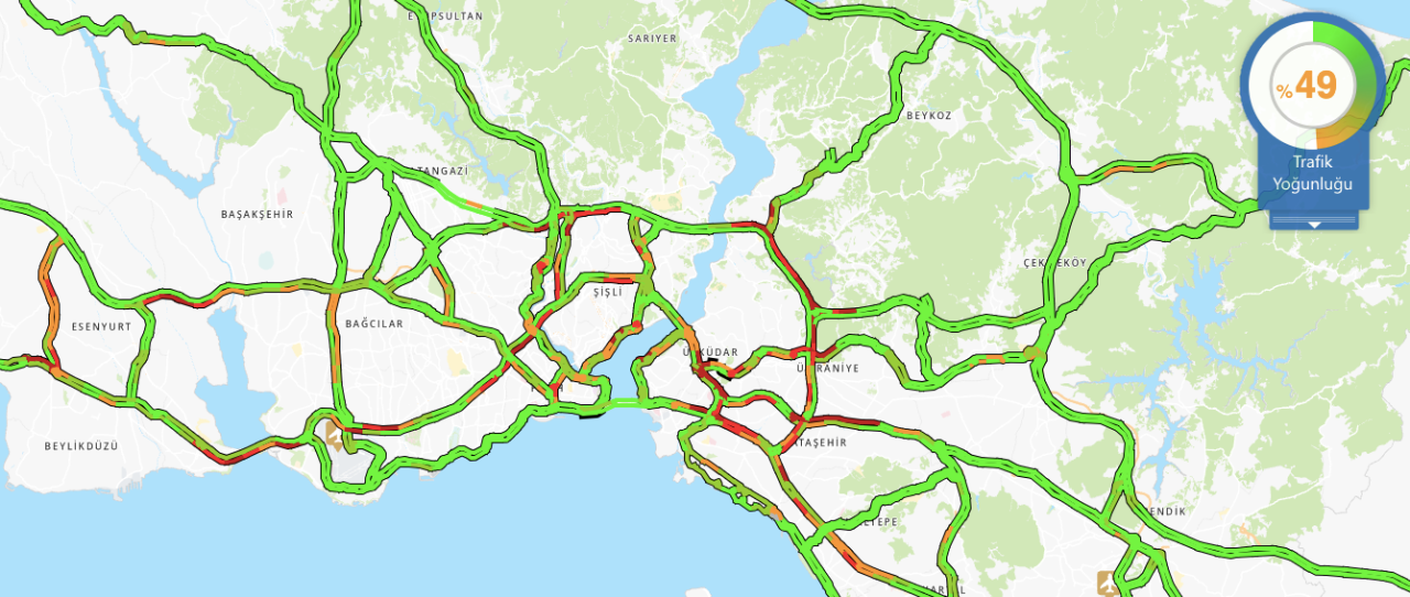 Okulun ilk günü İstanbul'da trafik yoğunluğu... 17 bin okul servisi yollarda! İşte trafikte son durum... 3