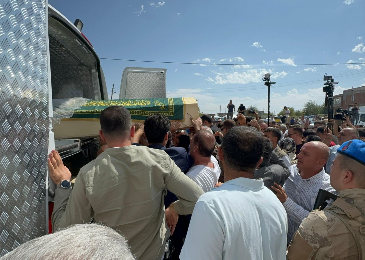 Narin'in ön otopsi belgesi: İç kanama yok, sol bacağı dizden kopuk, delici alet bulgusu saptanamadı 7