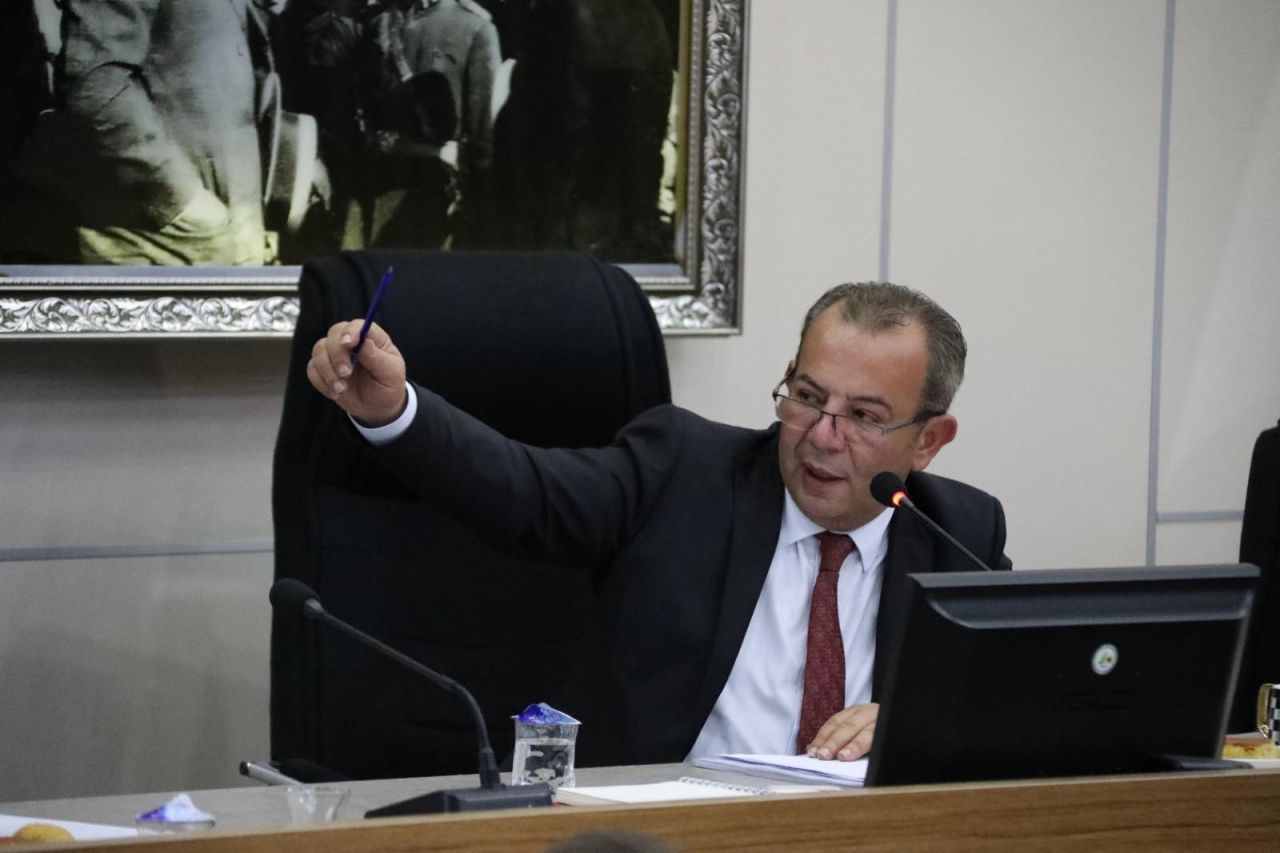 Tanju Özcan'dan Düzce Belediye Başkanı Özlü'ye çirkin sözler! 1