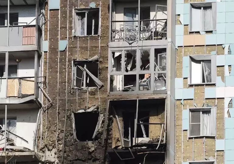 Ukrayna'dan Rusya'nın başkentine saldırı! Ölü ve yaralılar var... Uçuşlar askıya alındı! 4