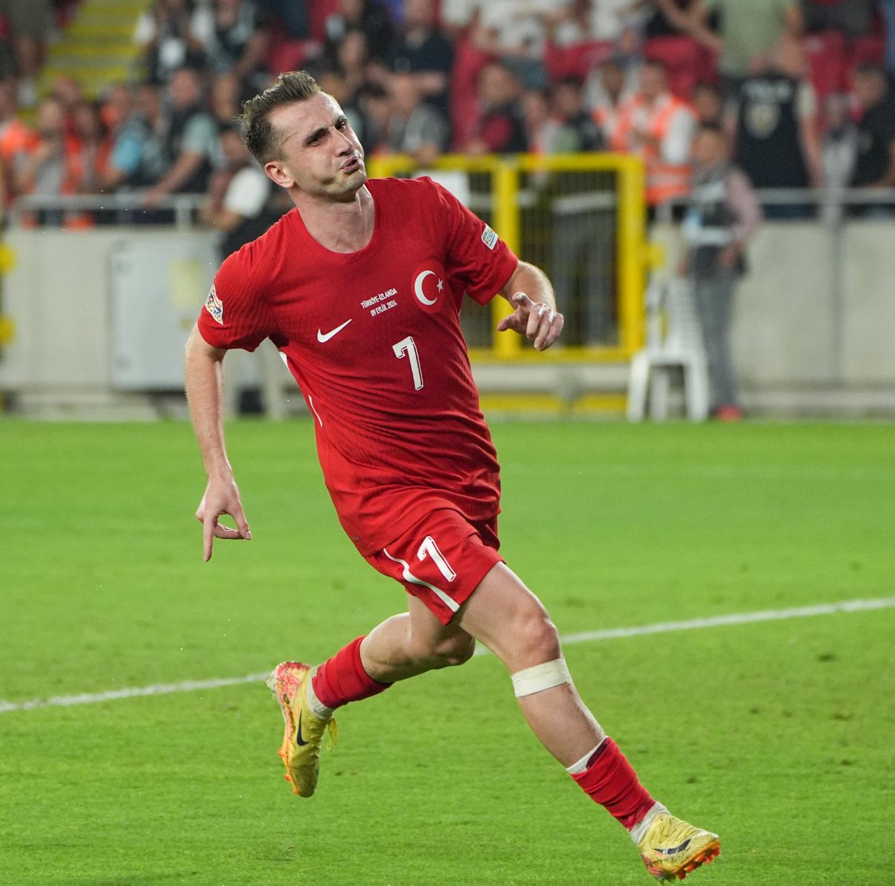 Kerem Aktürkoğlu Portekiz basınında manşetleri süsledi: "Performansıyla ağız sulandırdı" 6