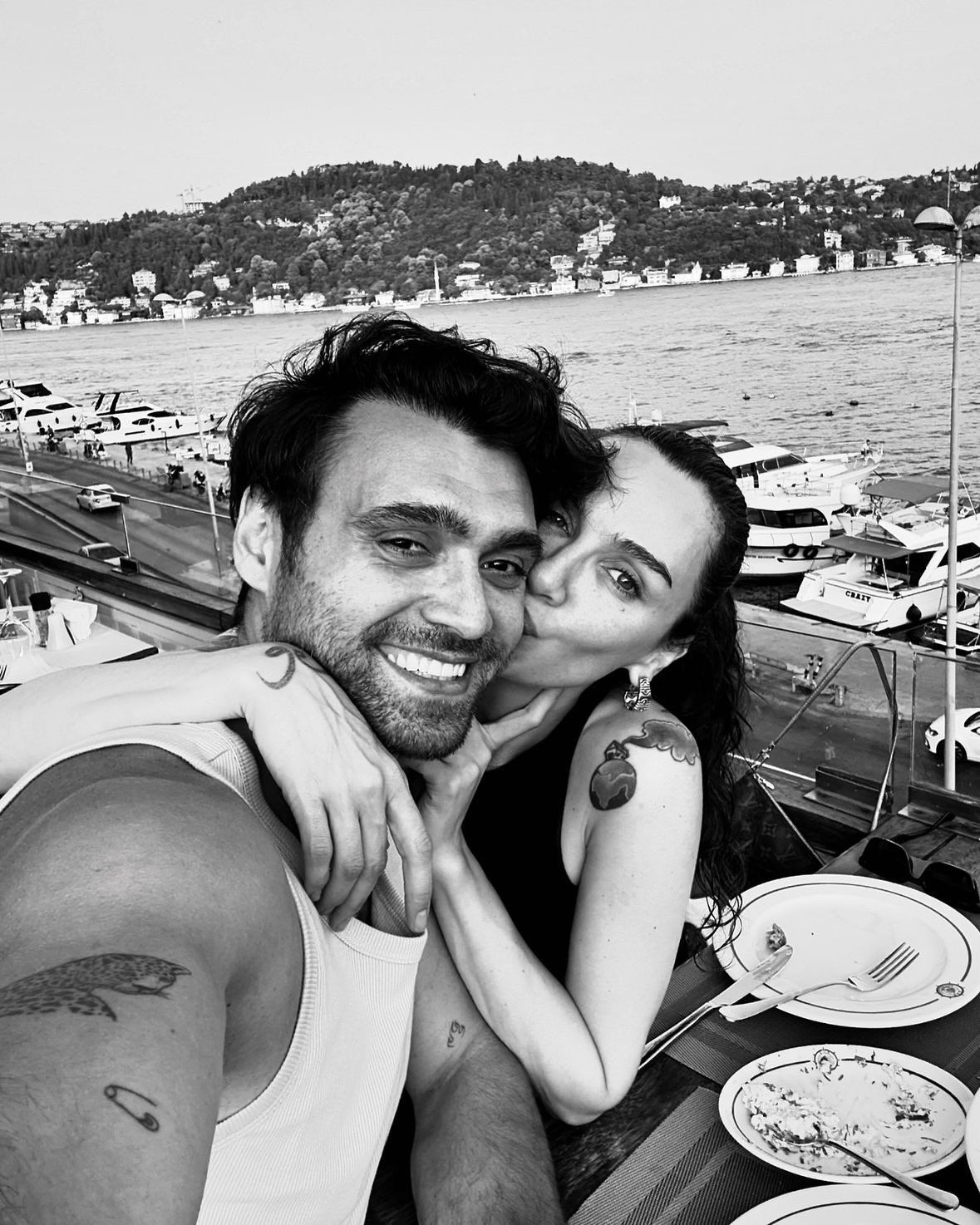 Birce Akalay ile Hakan Kurtaş evleniyor! Düğün tarihi belli oldu 4