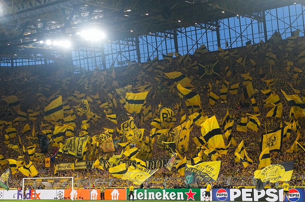 Galatasaray'dan Fenerbahçe'ye büyük fark! Avrupa'da en fazla seyirciye oynayan takımlar listesi açıklandı: Fenerbahçe ve Beşiktaş geride kaldı 2