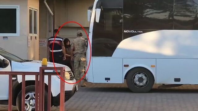 Narin Güran cinayetinde tutuklu sayısı 10'a yükseldi! Aralarında annesi ve ağabeyi de var... Elleri kelepçeli görüntülendiler 1