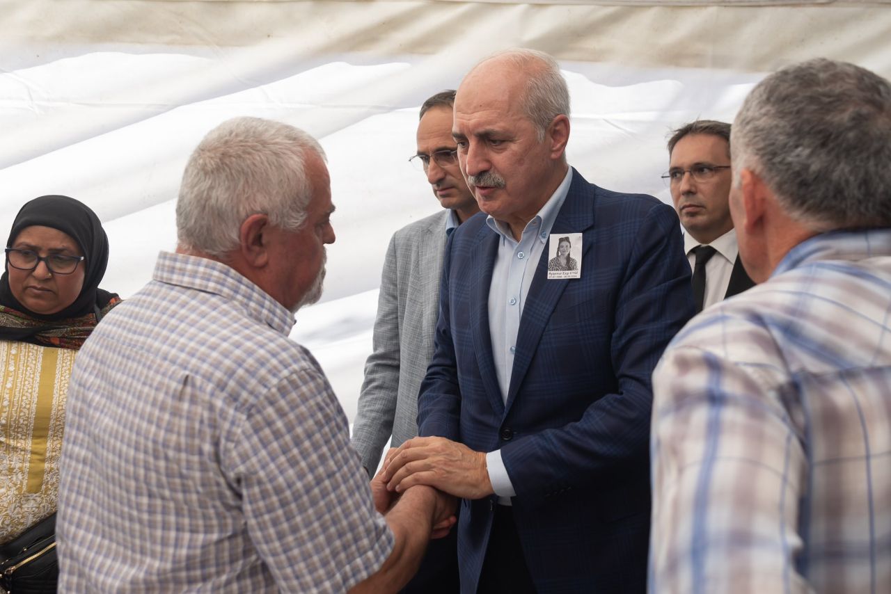 Türkiye Filistin şehidi Ayşenur'u son yolculuğuna uğurladı... Numan Kurtulmuş: Fitil fitil burunlarından getireceğiz! 6