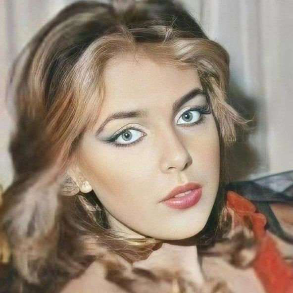 Usta sanatçı Ahu Tuğba’nın kızı Anjelik Calvin'den olay otopsi açıklaması! ''Annemin bedenini çürüttüler'' 3
