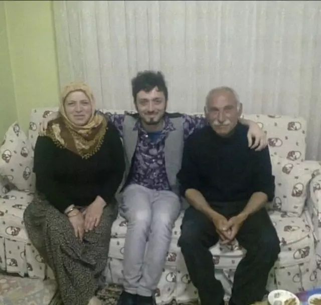 Mabel Matiz'in babasıyla fotoğrafları ortaya çıktı! Eski hali görenleri şaşırttı 5