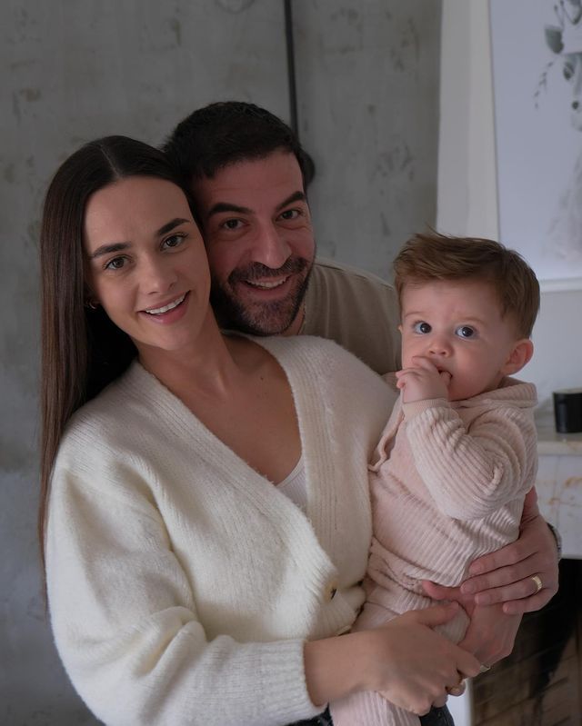 İnternetten alışveriş yaptı, kargodan altın yüzük çıktı! Hande Soral, her yerde sahibini arıyor 1