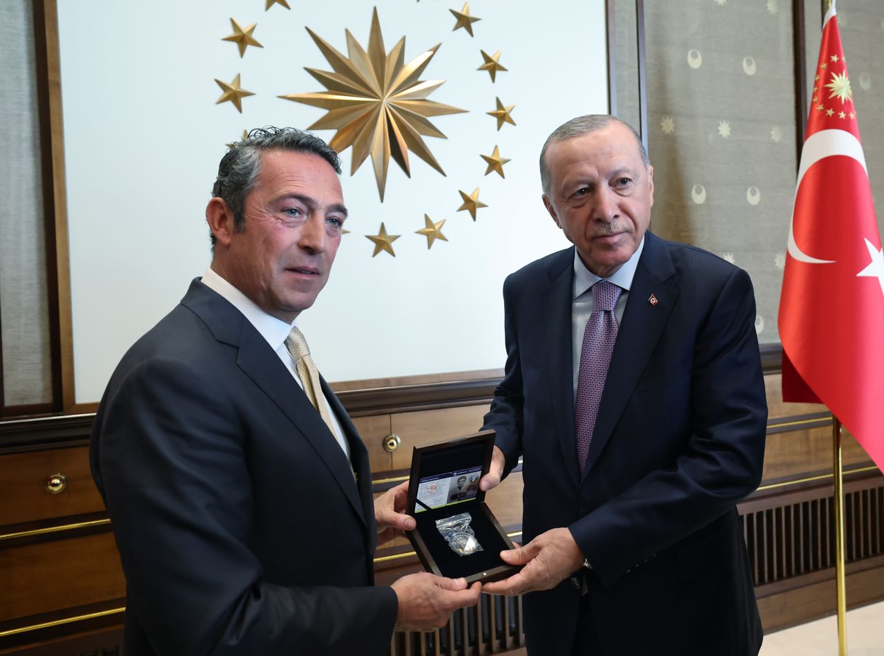 Fenerbahçe yönetimi tam kadro külliyede: Cumhurbaşkanı Erdoğan'dan görüşmede "Futbol kalitesi" vurgusu 1