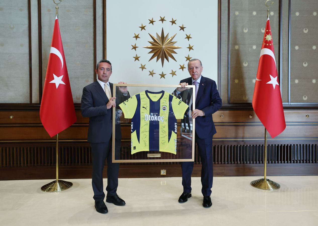 Fenerbahçe yönetimi tam kadro külliyede: Cumhurbaşkanı Erdoğan'dan görüşmede "Futbol kalitesi" vurgusu 6