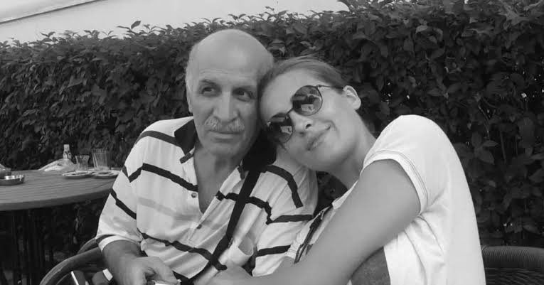 İrem Sak'ın babası son yolculuğuna uğurlandı! 1