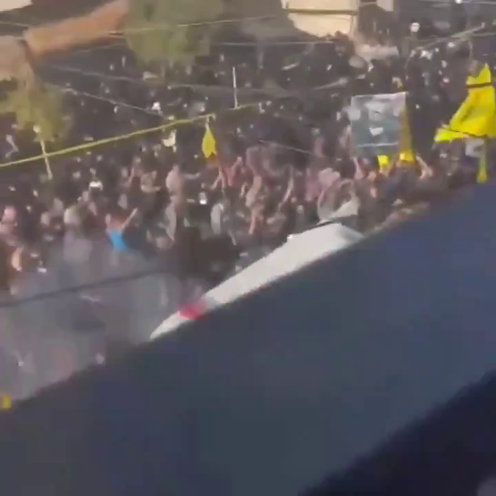 Lübnan’da patlayan telsizlerin İsrail istihbaratı tarafından önceden tuzaklandığı iddia edildi 2