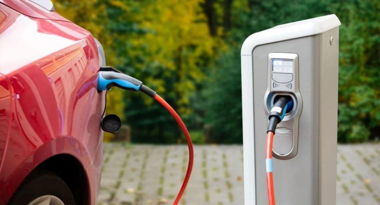 Resmi Gazete'de yayımlandı! Elektrikli araç ithalatına düzenleme 1