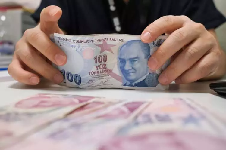 Çalışan emekliler dikkat! Maaşınız kesintiye uğrayabilir... 29