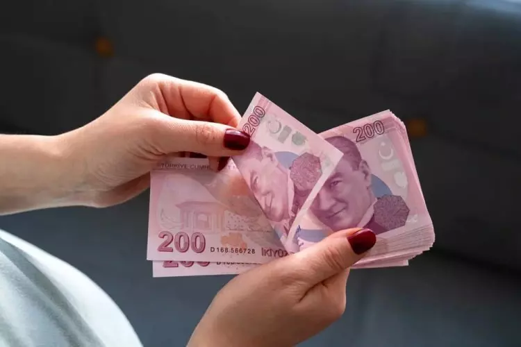 Çalışan emekliler dikkat! Maaşınız kesintiye uğrayabilir... 16