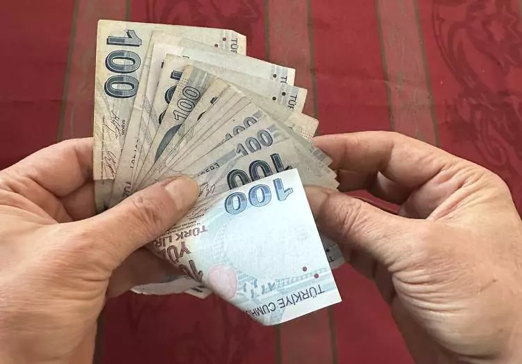 Çalışan emekliler dikkat! Maaşınız kesintiye uğrayabilir... 6