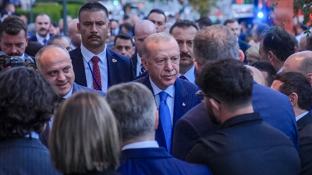 Cumhurbaşkanı Recep Tayyip Erdoğan'ın New York'taki ilk durağı Türkevi oldu 2