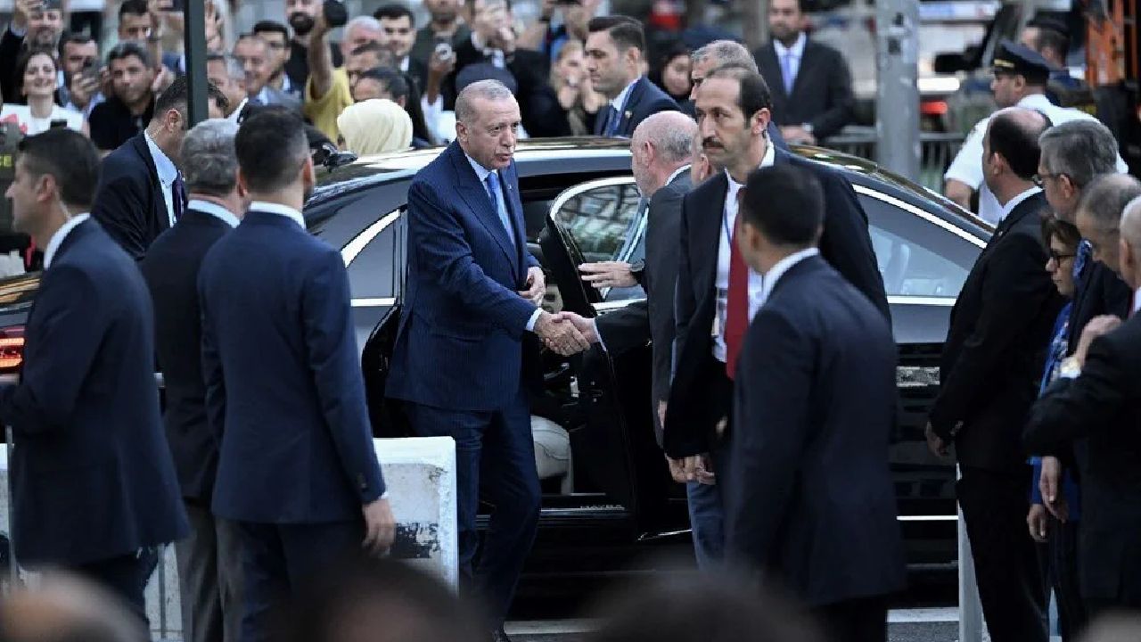 Cumhurbaşkanı Recep Tayyip Erdoğan'ın New York'taki ilk durağı Türkevi oldu 6