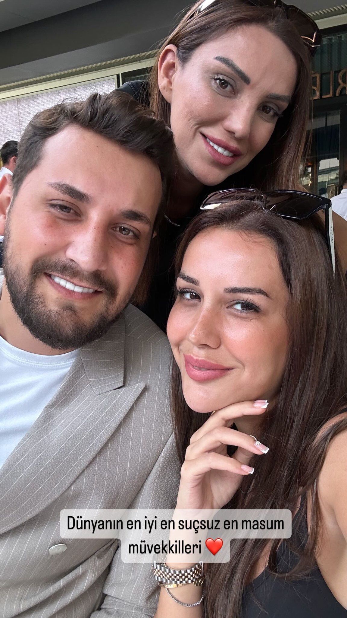 Sosyal medya fenomeni Kübra Aykut 5'inci kattan atlayarak intihar etti! Dilan ve Engin Polat hastaneye koştu 6
