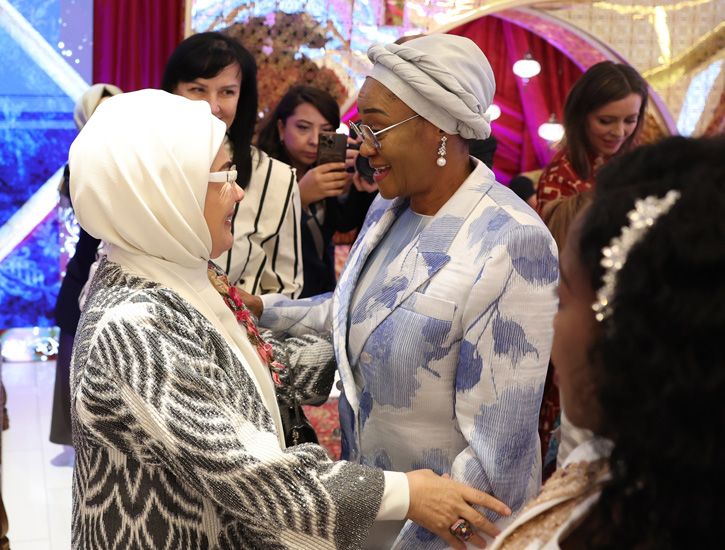 Emine Erdoğan Türk çeyiz geleneğini dünyaya tanıttı, dünya liderlerinin eşleri hayran kaldı 8