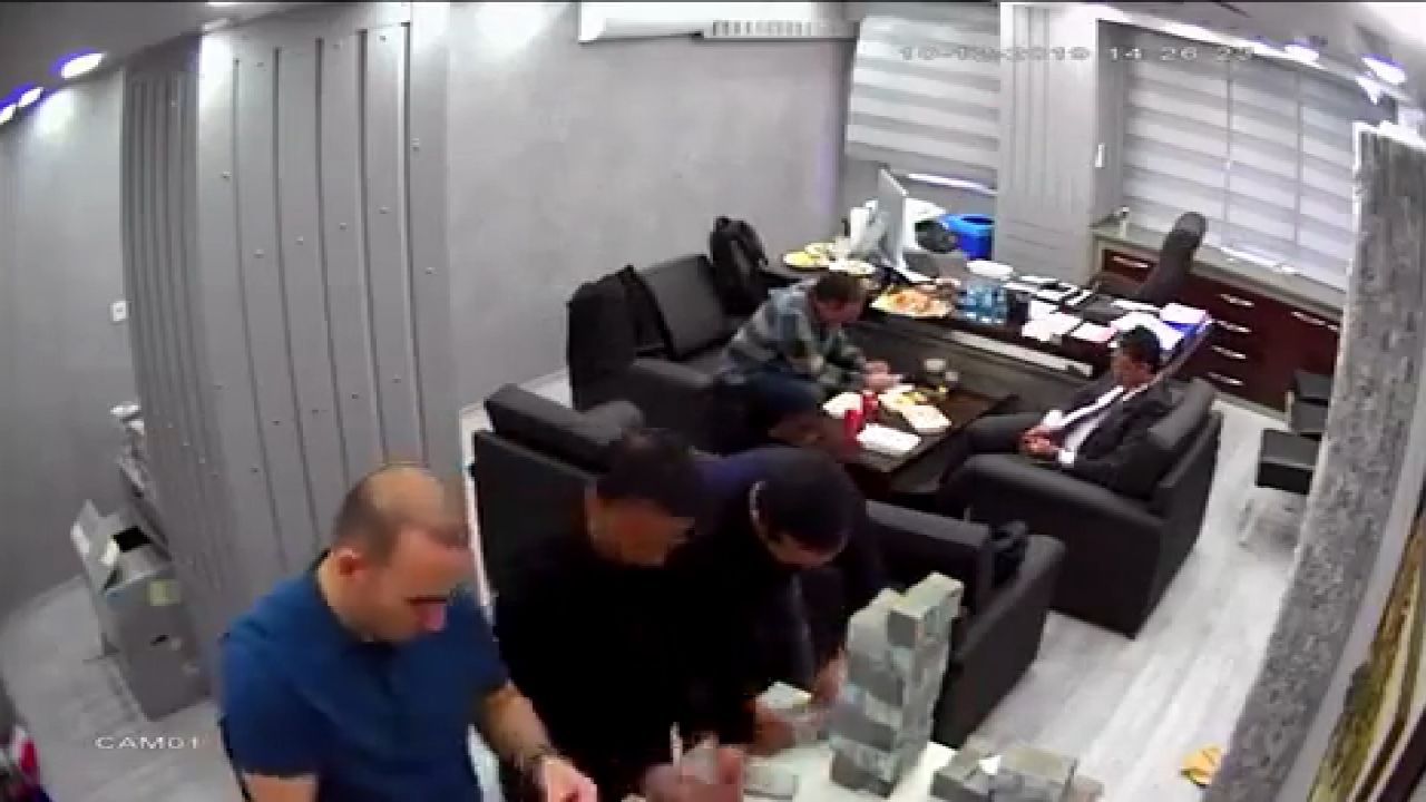 CHP İstanbul il başkanlığındaki para sayma görüntüleri: Duruşma ertelendi 2
