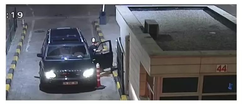CHP'li vekil Ediz Ün kaçakçılıktan kazandığı paraları pavyonda yedi! 6