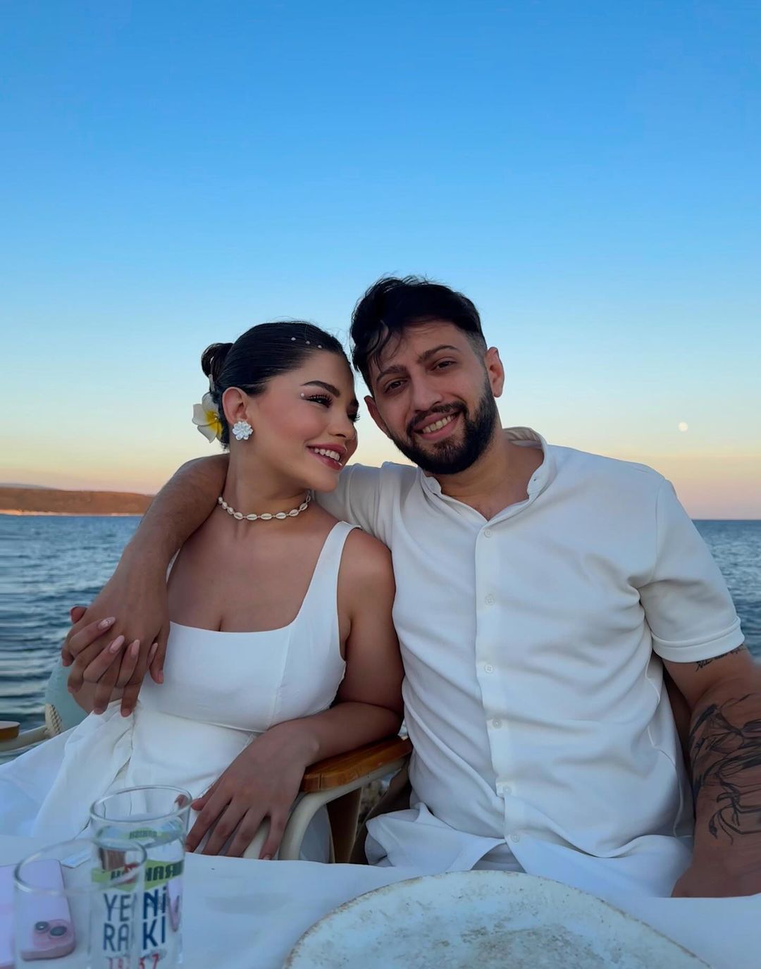 Konserinde evlenme teklifi etmişti! Burak Bulut Eda Sakız ile nişanlandı 7
