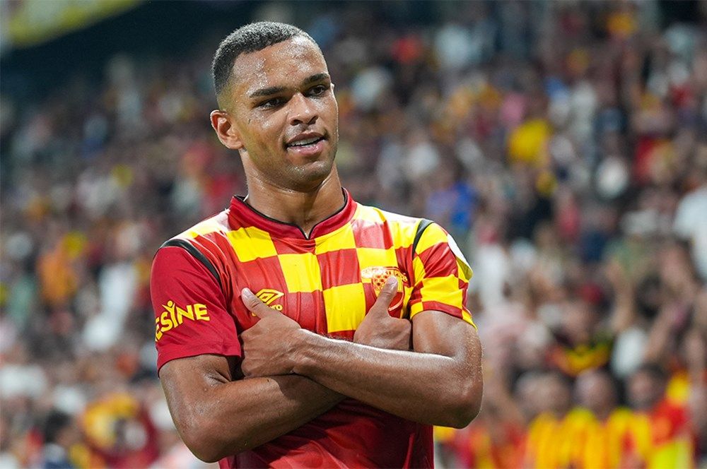 Derbinin sonucu Süper Lig'de tüm dengeleri değiştirdi! Şampiyonluğun favorisi resmen açıklandı: Galatasaray lige damga vuruyor 6