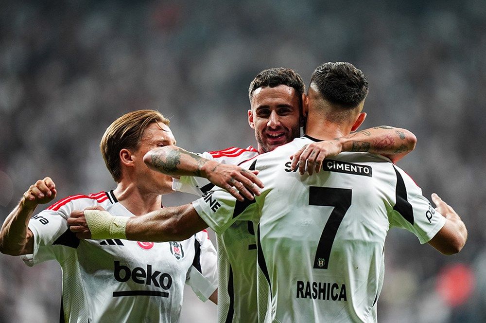 Derbinin sonucu Süper Lig'de tüm dengeleri değiştirdi! Şampiyonluğun favorisi resmen açıklandı: Galatasaray lige damga vuruyor 20
