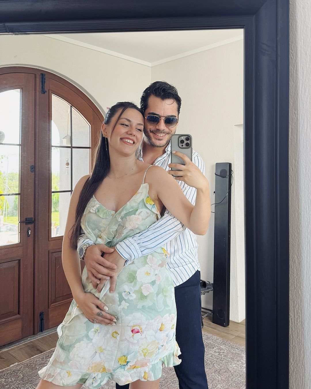 Dilan Telkök ile Berkay Hardal oğullarına kavuştu 2