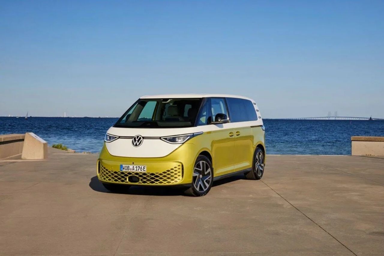 Ekim ayında yollarda! Volkswagen'in elektrikli ticari aracı ID.Buzz Türkiye'de! İşte satış fiyatları 9