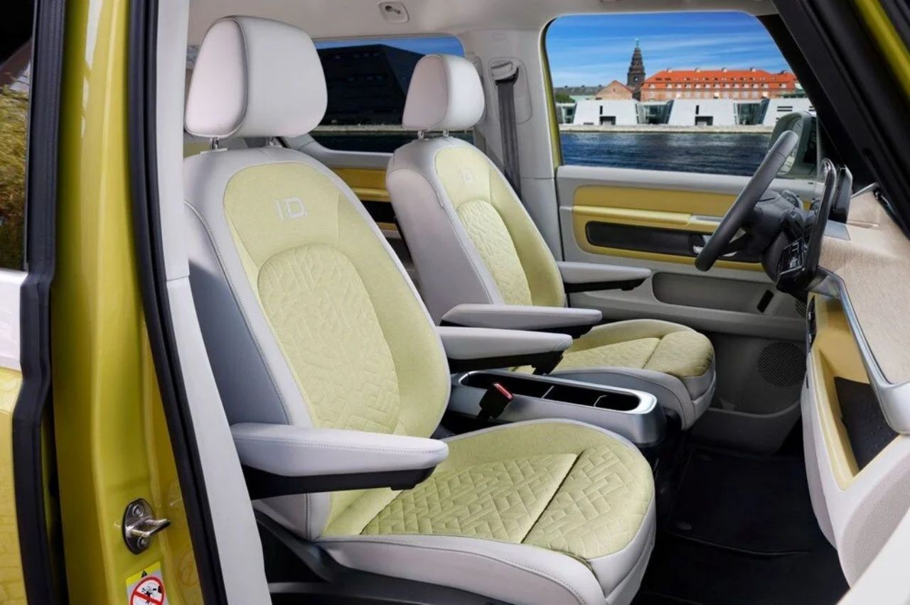 Ekim ayında yollarda! Volkswagen'in elektrikli ticari aracı ID.Buzz Türkiye'de! İşte satış fiyatları 12
