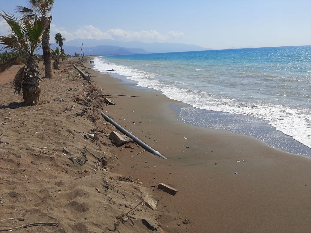 Plajda oynarken kumların altında kalan 8 yaşındaki Ezgi nefes borusu tıkandığı için can verdi 3