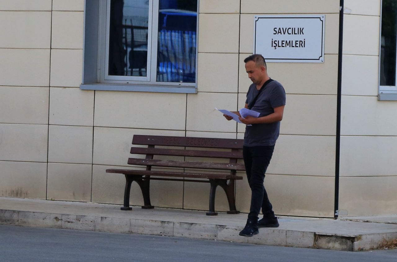 Plajda oynarken kumların altında kalan 8 yaşındaki Ezgi nefes borusu tıkandığı için can verdi 8