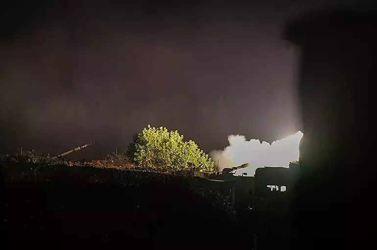 Orta Doğu'da savaş yayılıyor! İsrail hava harekatlarının ardından Lübnan'a karadan işgal başlattı! İşte ateş hattında son gelişmeler... 8