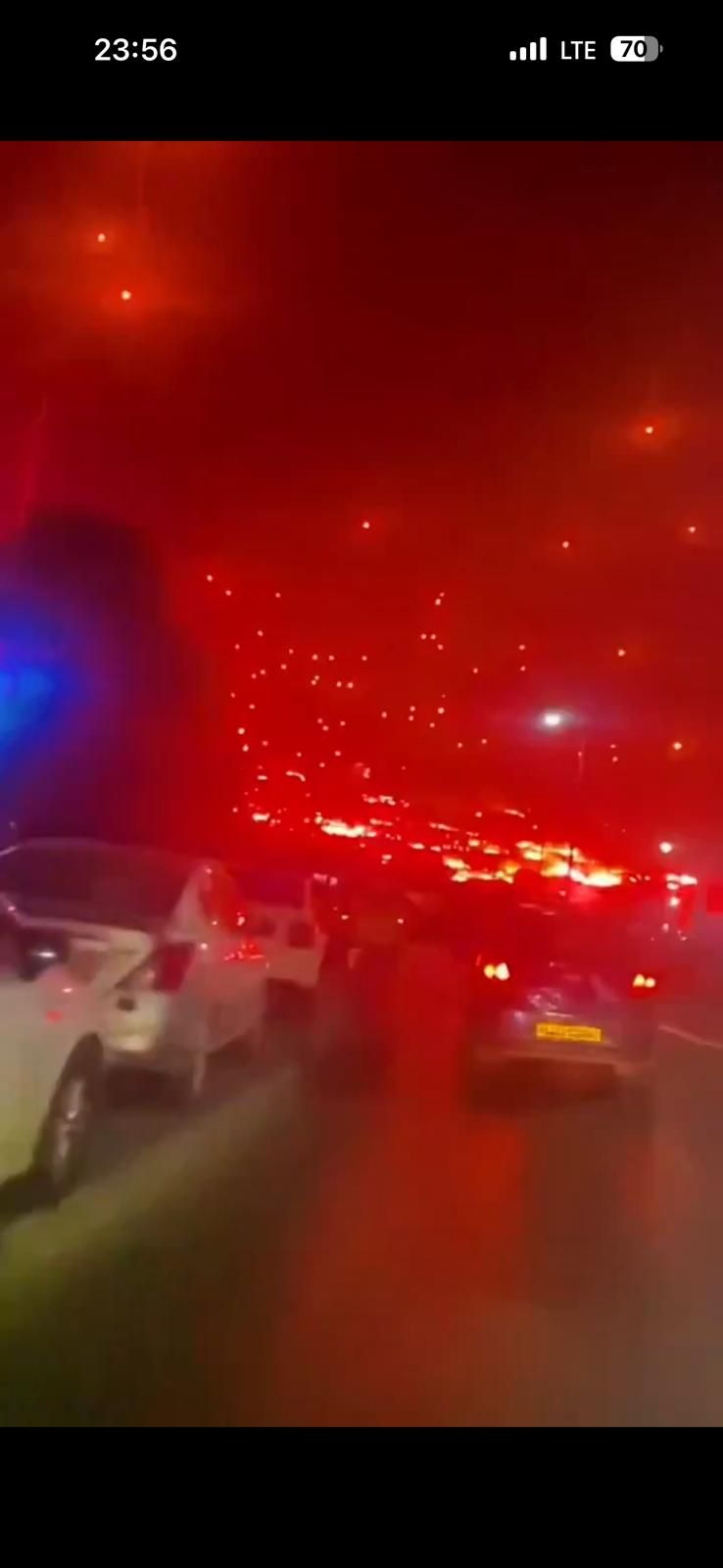 İran böyle saldırdı: İsrailliler dehşet içinde çığlık çığlığa kaçtı! Tüm dünya bu görüntülerle şoka girdi! 4