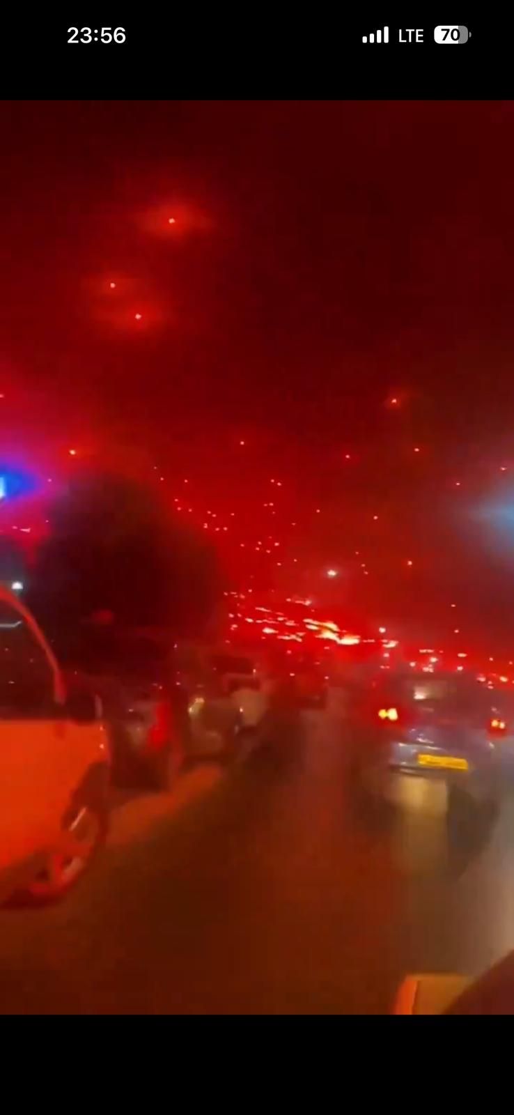 İran böyle saldırdı: İsrailliler dehşet içinde çığlık çığlığa kaçtı! Tüm dünya bu görüntülerle şoka girdi! 6