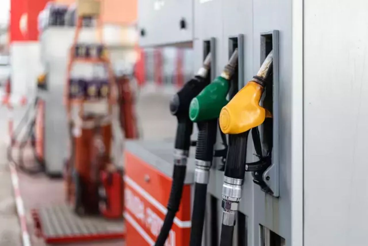 Akaryakıta çifte zam! İşte 2 Ekim 2024 güncel benzin, motorin fiyatları 3