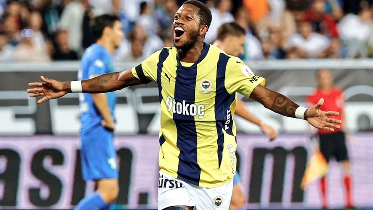 Fenerbahçe'nin Twente maçı ilk 11'i belli oldu! Jose Mourinho'nun İrfan Can Kahveci inadı sonunda kırıldı: Taraftarların istediği oldu, Milli yıldız sahaya çıkıyor 9