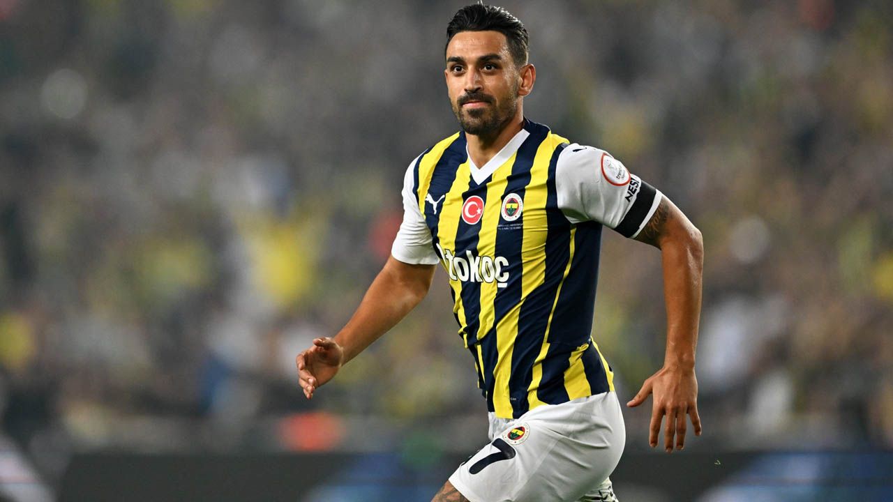 Fenerbahçe'nin Twente maçı ilk 11'i belli oldu! Jose Mourinho'nun İrfan Can Kahveci inadı sonunda kırıldı: Taraftarların istediği oldu, Milli yıldız sahaya çıkıyor 11